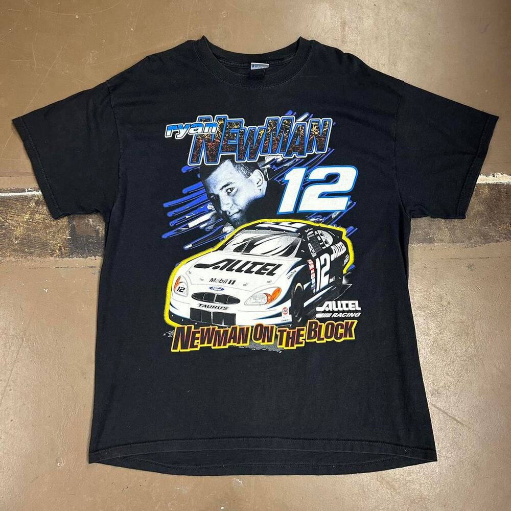 Vintage 90s NASCAR Ryan Newman Racing Tee Mobil 1 Black Graphic T-shirt